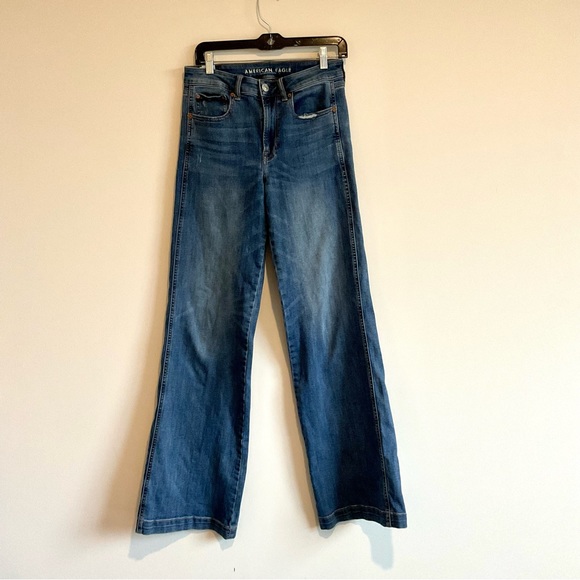 American Eagle Outfitters Denim - American Eagle Wide-Leg Long Jean Size 6 Long Super Stretch. Flare Jeans